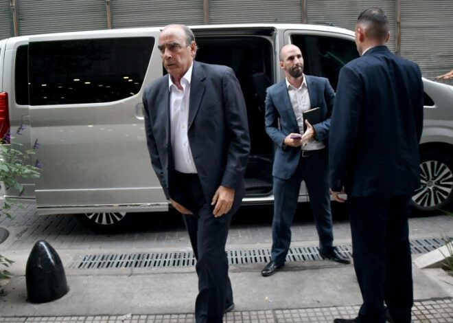 Default político del gobierno ante las derrotas en el Congreso Default político del gobierno ante las derrotas en el Congreso