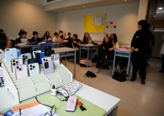 Primeros resultados: el desafío en las escuelas porteñas ante una norma para mejorar el aprendizaje y la convivencia Primeros resultados: el desafío en las escuelas porteñas ante una norma para mejorar el aprendizaje y la convivencia