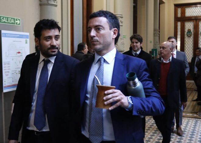 La UCR anunció que dará quórum y la oposición está cerca de los votos para voltear el DNU de fondos reservados