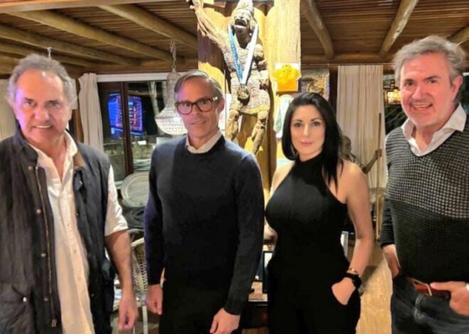 Para promocionar las SAD, Scioli se reunió con un empresario que casi funde al Liverpool