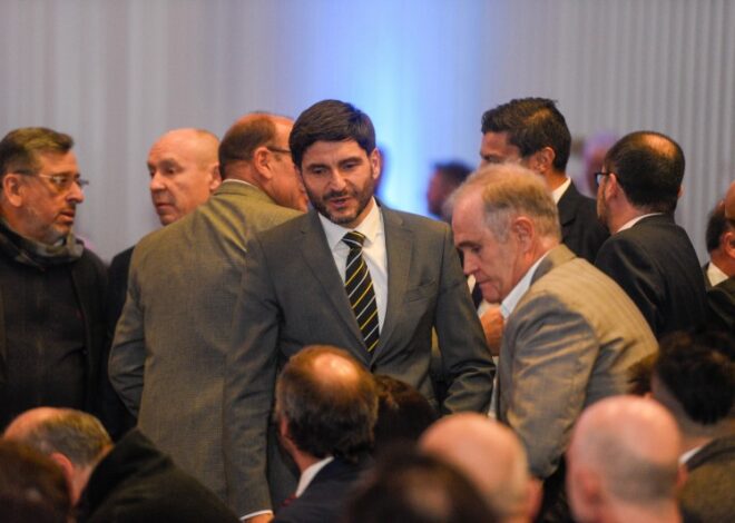 El modelo de Pullaro para finaciar obras públicas se debatió en un encuentro de gobernadores