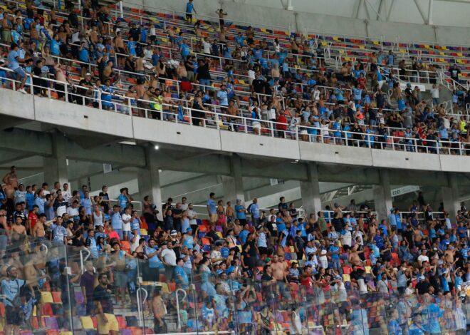 Video | Detuvieron al menos a dos hinchas de Belgrano en Brasil por gestos racistas durante el partido contra Athletico Paranaense Video | Detuvieron al menos a dos hinchas de Belgrano en Brasil por gestos racistas durante el partido contra Athletico Paranaense