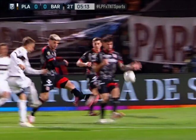 Otra polémica con Barracas Central: el penal que no le dieron a Platense por la Liga Profesional
