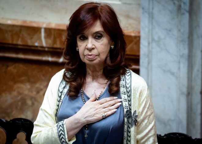 Cristina Kirchner declara como víctima de intento de magnicidio y carga contra los jueces Cristina Kirchner declara como víctima de intento de magnicidio y carga contra los jueces