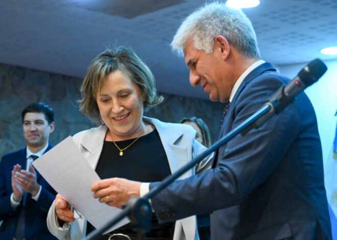 El Gobernador puso en funciones a Teresa Nigra al frente del ministerio de Salud El Gobernador puso en funciones a Teresa Nigra al frente del ministerio de Salud