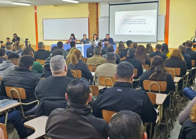Integrantes de la Policía Provincial iniciaron estudios en la UNSL Integrantes de la Policía Provincial iniciaron estudios en la UNSL