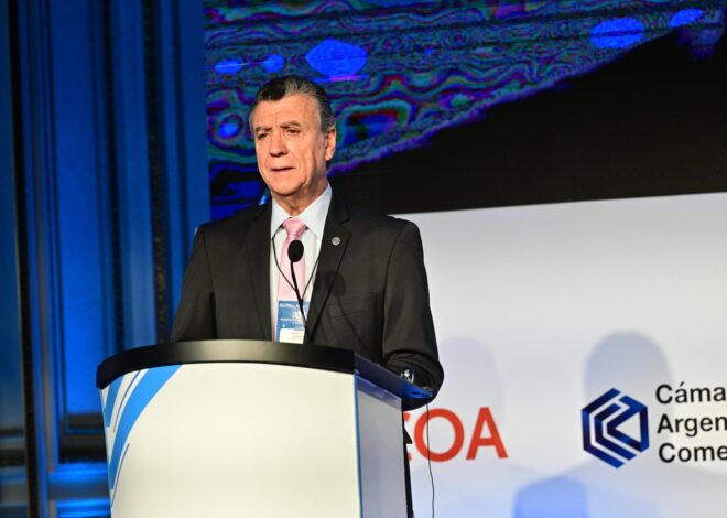 La dura advertencia del presidente de la Cámara de&nbsp;Comercio: “Empresas padecen y muchos asalariados hacen malabares para llegar&nbsp;a&nbsp;fin&nbsp;de&nbsp;mes”