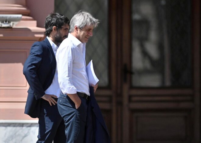Un juez suspendió la medida de Caputo para que los intendentes no cobren tasas en los servicios Imagen: LPO
