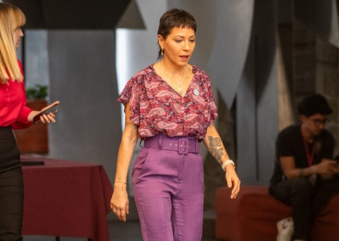 Mayra Mendoza acusó a Ferraresi y Larroque de usar bots para atarcarla en redes Mayra Mendoza acusó a Ferraresi y Larroque de usar bots para atarcarla en redes