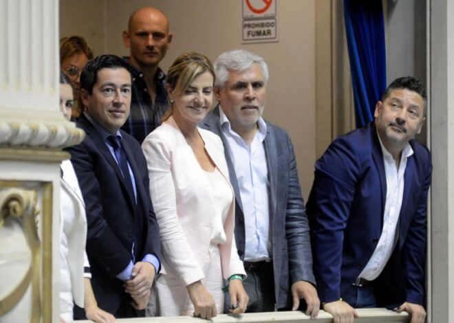 Intendentes le advierten a Caputo que no podrán pagar el alumbrado público si no cobran las tasas en las boletas