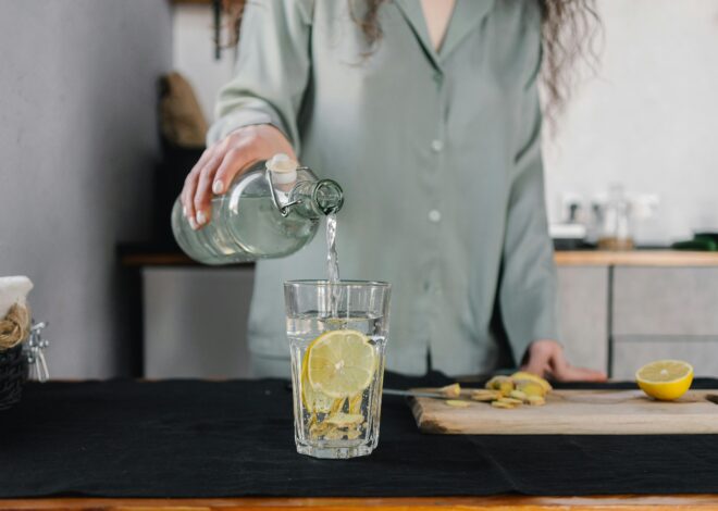 Qué beneficios tiene para la salud tomar agua con limón y albahaca Qué beneficios tiene para la salud tomar agua con limón y albahaca