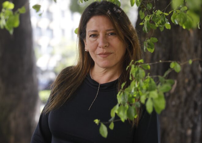 Viviana Rivero, una best seller entre dos eras: “Con la lectura se produce algo similar a la meditación” Viviana Rivero, una best seller entre dos eras: “Con la lectura se produce algo similar a la meditación”