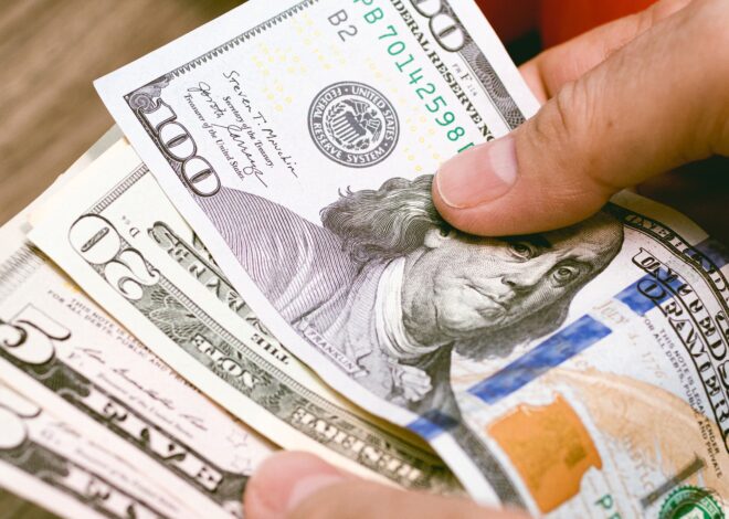 A cuánto llegarán el dólar y la inflación en 2025 según el presupuesto que presentó Javier Milei A cuánto llegarán el dólar y la inflación en 2025 según el presupuesto que presentó Javier Milei