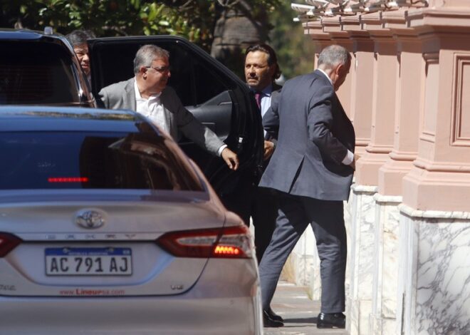 Para no quedar regalado frente a Macri, Milei armó una cena con los gobernadores héroes del peronismo Para no quedar regalado frente a Macri, Milei armó una cena con los gobernadores héroes del peronismo