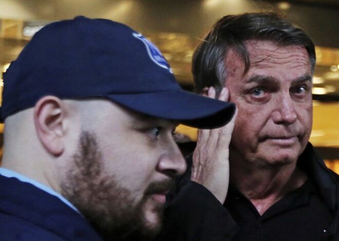 Bolsonaro presiona a Milei para que acelere el asilo a los prófugos por el intento de golpe a Lula Bolsonaro presiona a Milei para que acelere el asilo a los prófugos por el intento de golpe a Lula