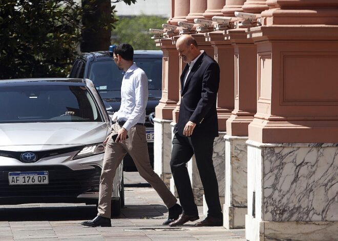 Sturzenegger avanza contra Sigman y desregula la importación de remedios de la India Sturzenegger avanza contra Sigman y desregula la importación de remedios de la India