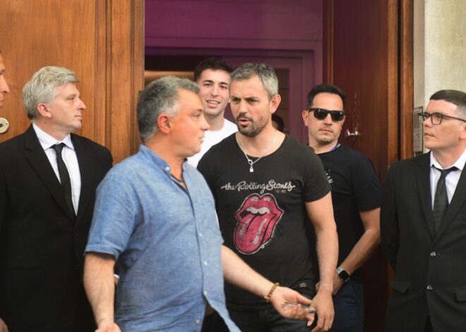Otro escrache contra Karina Milei y Martín Menem, ahora en La Plata Otro escrache contra Karina Milei y Martín Menem, ahora en La Plata