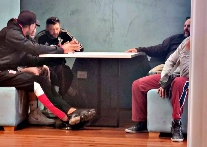 La interna de la UCR llegó a la Justicia por denuncias de irregularidades y un grupo de barras irrumpió en el Comité Provincia La interna de la UCR llegó a la Justicia por denuncias de irregularidades y un grupo de barras irrumpió en el Comité Provincia