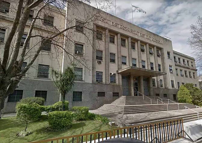 La motosierra de Milei ahora va por el cierre de la Casa de la Moneda 877734-12-a