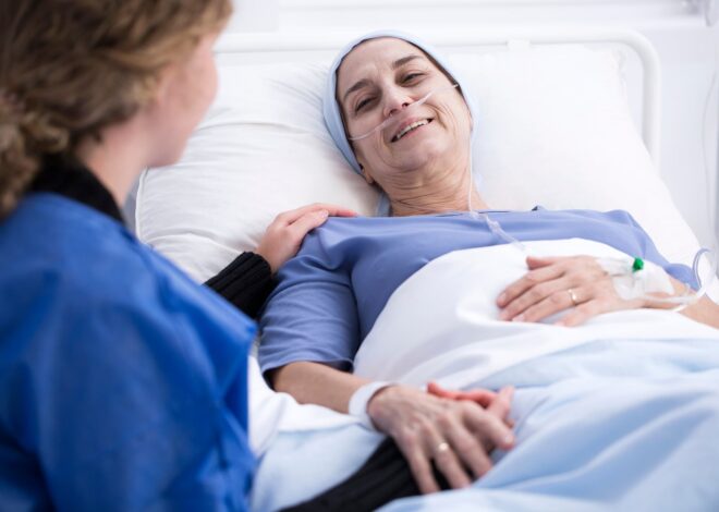 Una nueva forma de tratar el cáncer de cuello uterino reduce en un 40% el riesgo de morir por la enfermedad Una nueva forma de tratar el cáncer de cuello uterino reduce en un 40% el riesgo de morir por la enfermedad