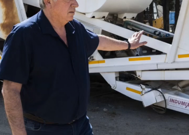 El intendente de Bariloche compró una hormigonera usada y la maquillaron para que pareciera nueva El intendente de Bariloche compró una hormigonera usada y la maquillaron para que pareciera nueva