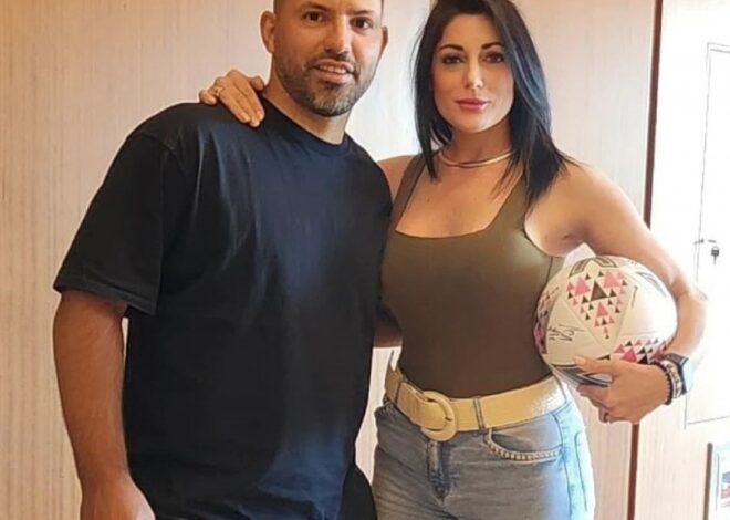 YPF auspició la AFA blue del Kun Aguero tras la reunión con Santiago Caputo YPF auspició la AFA blue del Kun Aguero tras la reunión con Santiago Caputo