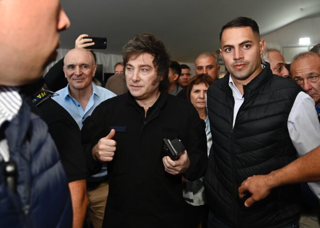 Milei no estará hoy en el acto por el atentado a la embajada, pero está confirmado su viaje a Israel Milei no estará hoy en el acto por el atentado a la embajada, pero está confirmado su viaje a Israel