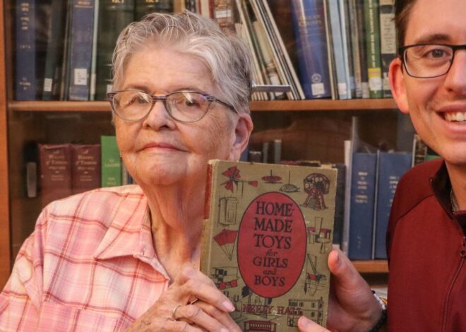 Regresó un libro con 99 años de demora y la biblioteca de Nueva Jersey le perdonó una deuda de US$18.000 Regresó un libro con 99 años de demora y la biblioteca de Nueva Jersey le perdonó una deuda de US$18.000