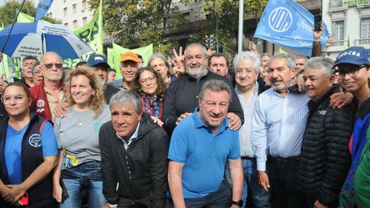 La CGT anunció una nueva marcha contra Milei para el 30 de abril y convocó a los gobernadores peronistas