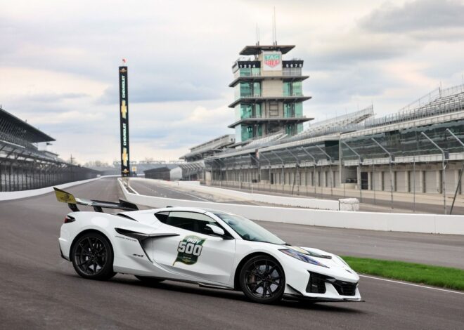 El Chevrolet Corvette ZR1 fue presentado como el pace car para Indy 500 El Chevrolet Corvette ZR1 fue presentado como el pace car para Indy 500