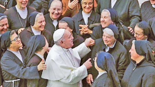 Qué nos dejó a las mujeres el papado de Francisco