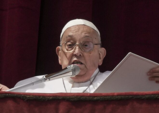 Así despiden las celebridades al papa Francisco Así despiden las celebridades al papa Francisco