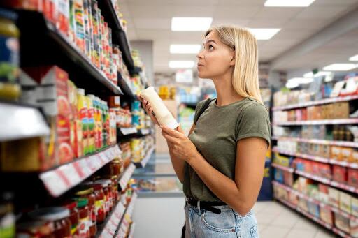 Pocos lo saben: el truco de Costco para que los clientes que van a la tienda compren más de lo planeado