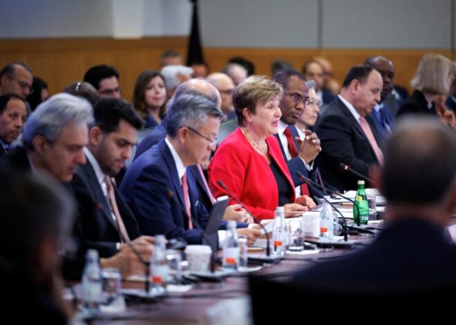 Georgieva retrocede y ahora dice que no pidió que voten a Milei