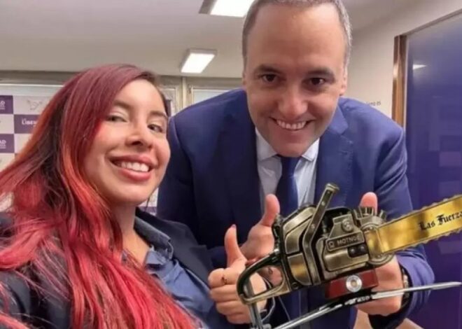 La tiktokera de Adorni también viajó con Milei a la cumbre conservadora de Trump La tiktokera de Adorni también viajó con Milei a la cumbre conservadora de Trump