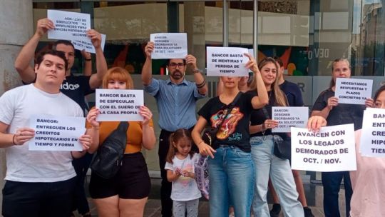 Familias cordobesas en crisis por demoras en créditos hipotecarios de Bancor