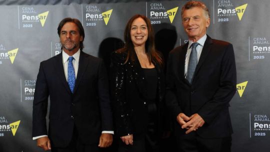 María Eugenia Vidal encabezó la cena anual de la Fundación Pensar, con Mauricio Macri y Lacalle Pou como estrellas del evento María Eugenia Vidal encabezó la cena anual de la Fundación Pensar, con Mauricio Macri y Lacalle Pou como estrellas del evento