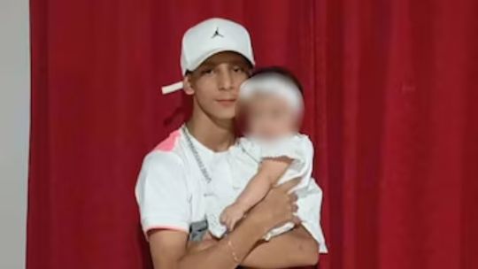 Chaco: un joven de 13 años fue saludar a uno de 16 y sin mediar palabra lo apuñaló y lo mató