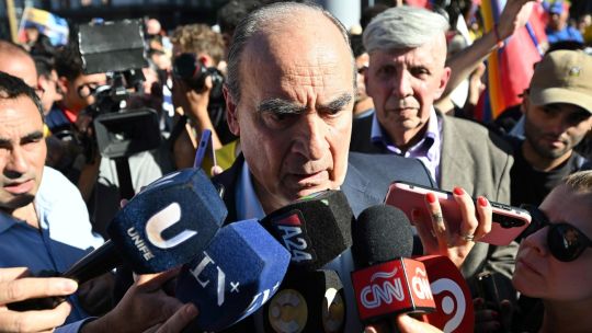 Guillermo Francos: "El jefe de Gabinete soy yo y Santiago Caputo no tiene firma ejecutiva" Guillermo Francos: "El jefe de Gabinete soy yo y Santiago Caputo no tiene firma ejecutiva"