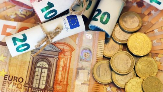 Euro hoy y euro blue hoy, EN VIVO: el minuto a minuto de la cotización de este jueves 24 de abril de 2025