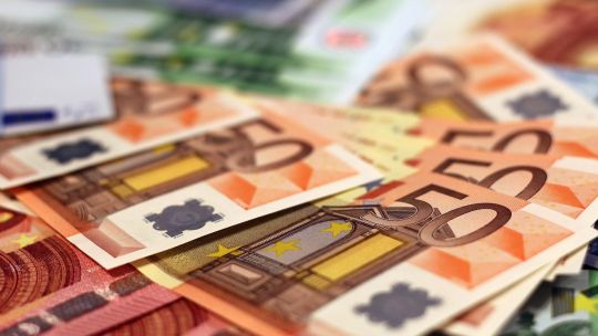 Euro hoy y euro blue hoy, EN VIVO: el minuto a minuto de la cotización de este miércoles 23 de abril de 2025