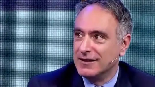 Luciano Fusaro de AAETA: “Subió el boleto pero el servicio no logra recuperarse” Luciano Fusaro de AAETA: “Subió el boleto pero el servicio no logra recuperarse”