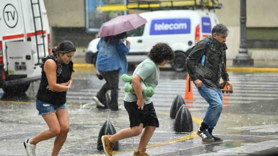 Lluvias intensas y apagones en Semana Santa: cuáles son las zonas más afectadas por la tormenta en Buenos Aires