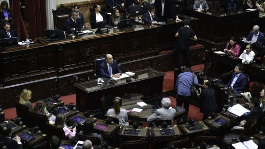 El "desinforme" de gestión de Guillermo Francos en Diputados, bajo la lupa de 'QR' El "desinforme" de gestión de Guillermo Francos en Diputados, bajo la lupa de 'QR'