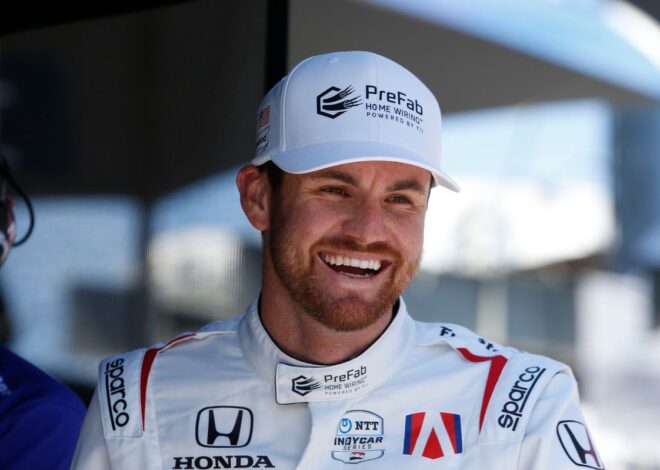 IndyCar Long Beach: Kirkwood consigue la pole, O'Ward noveno