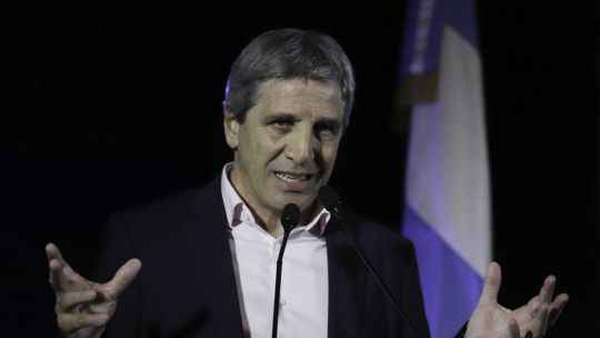 Discurso del ministro de Economía Luis Caputo en Expo EFI 2025