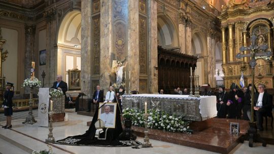 Una misa interreligiosa en la Catedral Metropolitana celebró el compromiso de Francisco por el diálogo Una misa interreligiosa en la Catedral Metropolitana celebró el compromiso de Francisco por el diálogo