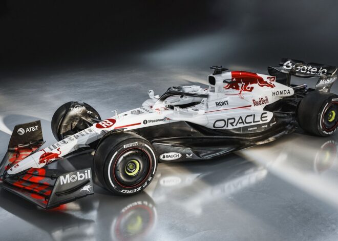 Red Bull presenta una actualización en tres partes del RB21 en Japón Red Bull presenta una actualización en tres partes del RB21 en Japón
