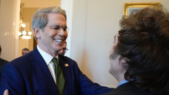 Scott Bessent en la Argentina: visita fugaz sin dólares extra, el fin del swap con China y el inicio del comercio recíproco Scott Bessent en la Argentina: visita fugaz sin dólares extra, el fin del swap con China y el inicio del comercio recíproco