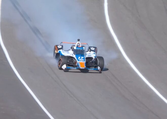 VIDEO: Larson choca contra el muro en el Open Test de Indy 500 VIDEO: Larson choca contra el muro en el Open Test de Indy 500
